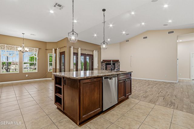 2634 W OHARA Road, Anthony, NM 88021