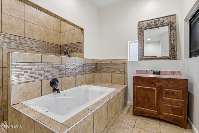 2634 W OHARA Road, Anthony, NM 88021