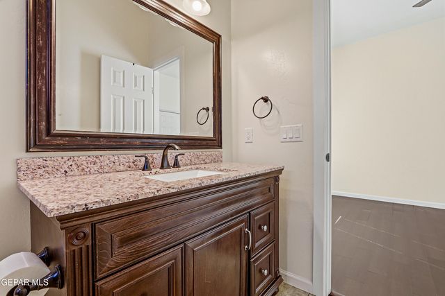 2634 W OHARA Road, Anthony, NM 88021