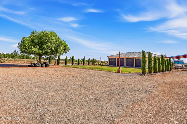 2634 W OHARA Road, Anthony, NM 88021