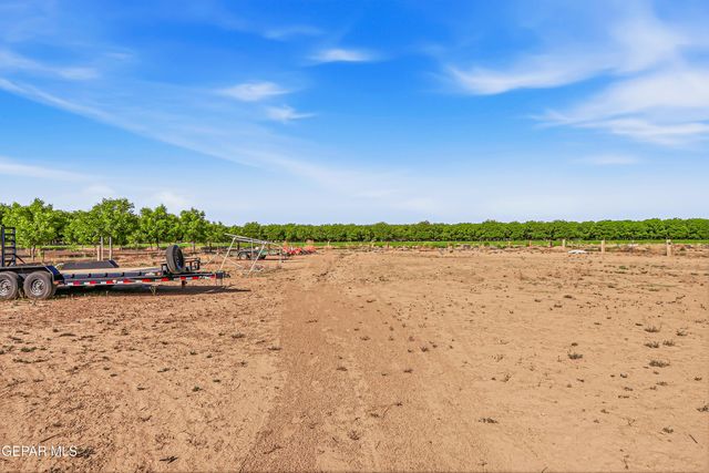 2634 W OHARA Road, Anthony, NM 88021