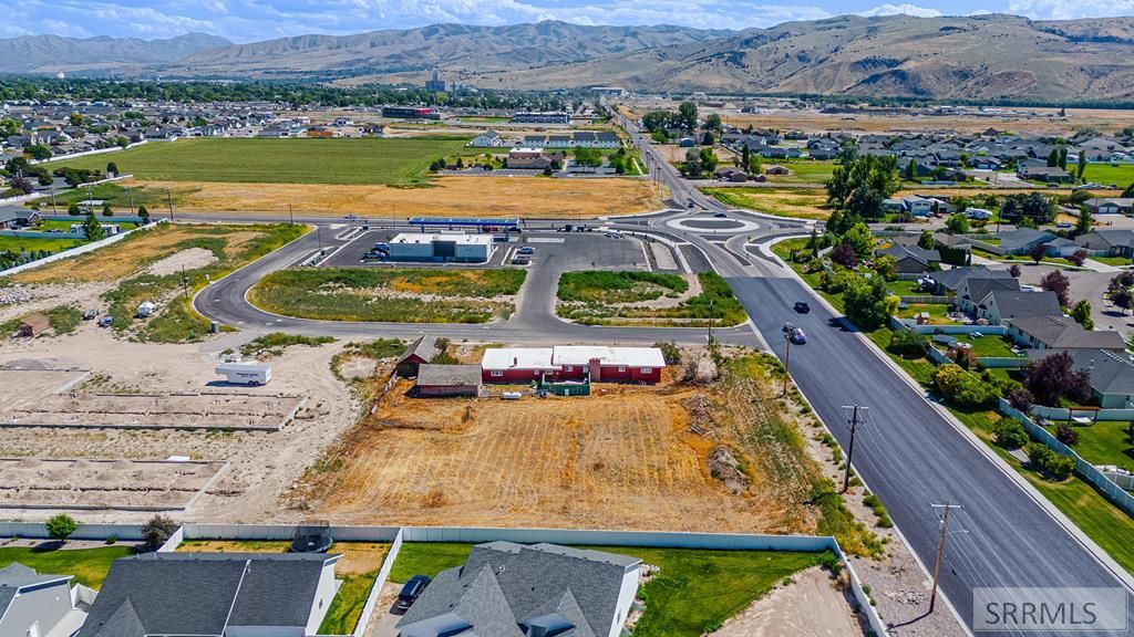 Image 8 of property listing at 11076 N Philbin Road, Chubbuck, ID 83202