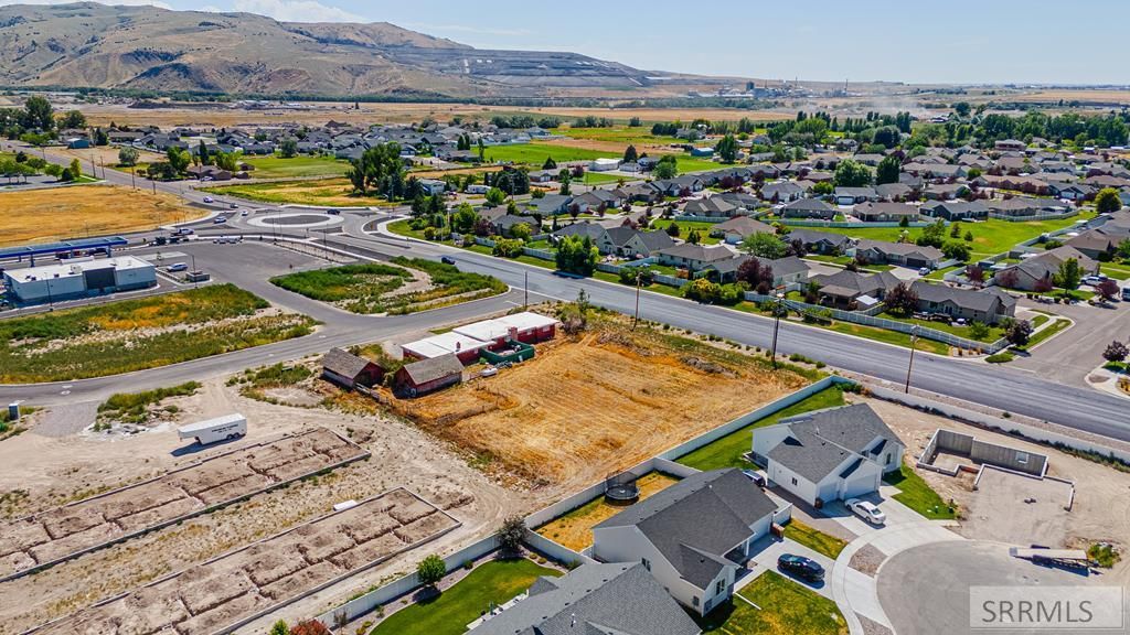 Image 9 of property listing at 11076 N Philbin Road, Chubbuck, ID 83202