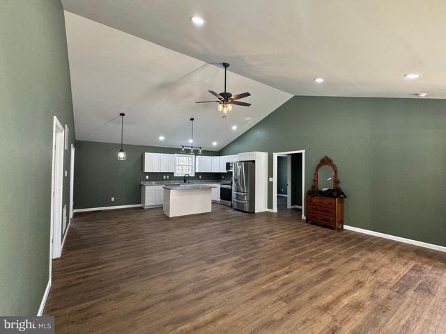 19 SLEEPY MEADOWS TRAIL, Augusta, WV 26704
