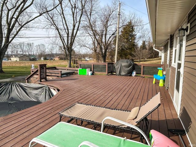 815 S Ridgecrest Lane, Paoli, IN 47454