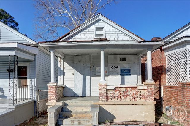 634 W 42nd Street, Savannah, GA 31415