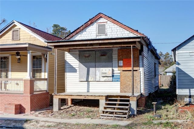 634 W 42nd Street, Savannah, GA 31415