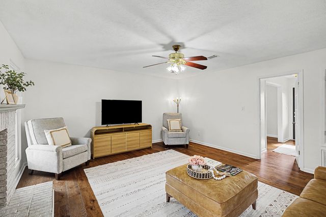 512 Hillcrest Court, North Augusta, SC 29841