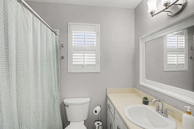 512 Hillcrest Court, North Augusta, SC 29841