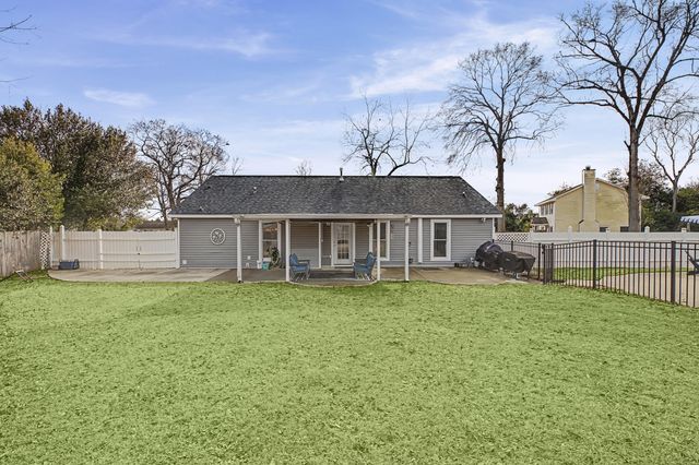 512 Hillcrest Court, North Augusta, SC 29841