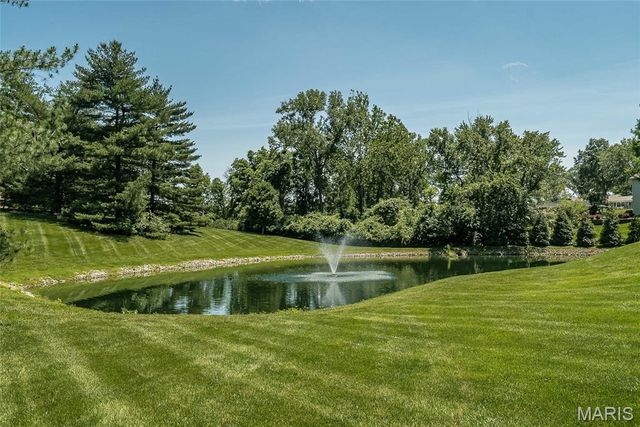 1512 Bedford Forge Court 19, Chesterfield, MO 63017