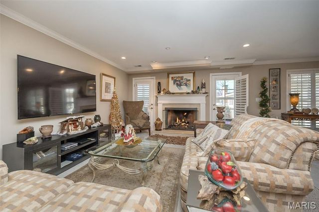 1512 Bedford Forge Court 19, Chesterfield, MO 63017