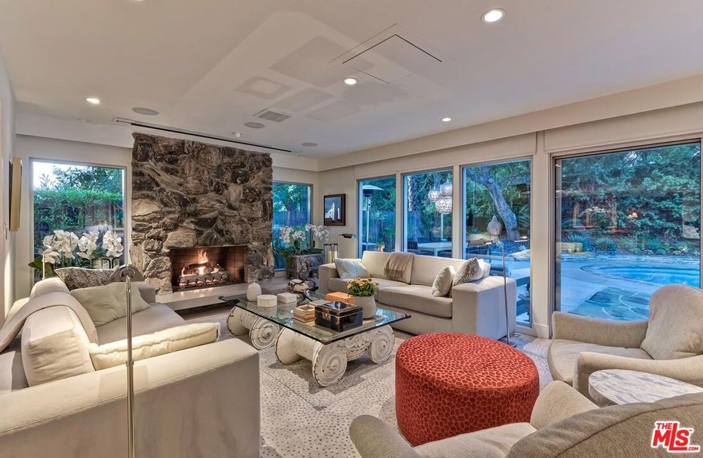 11545 Dona Cecilia Drive, Studio City, CA 91604 — photo 5