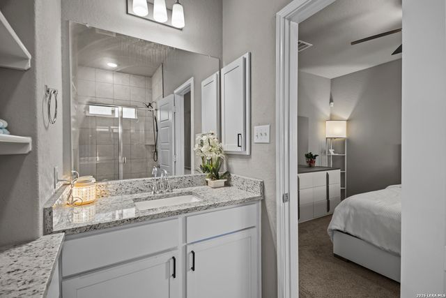 2047 Silver Oaks, San Antonio, TX 78213