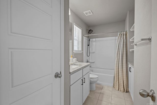 2047 Silver Oaks, San Antonio, TX 78213