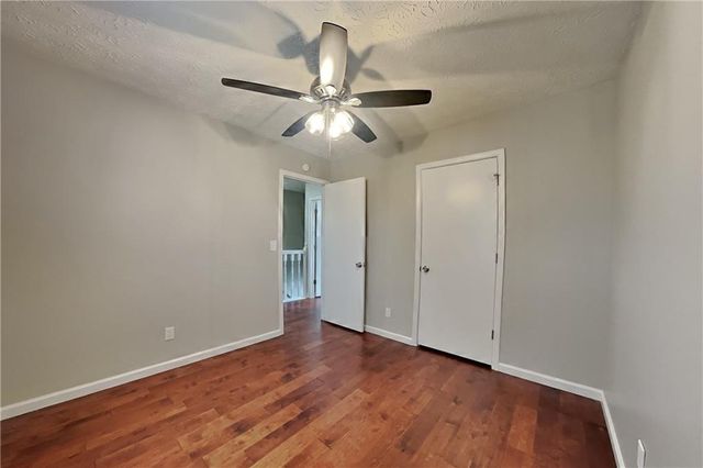 1160 Creekwood Cove, Lawrenceville, GA 30046