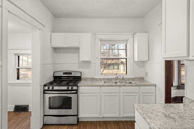 1344 45th Street, Des Moines, IA 50311