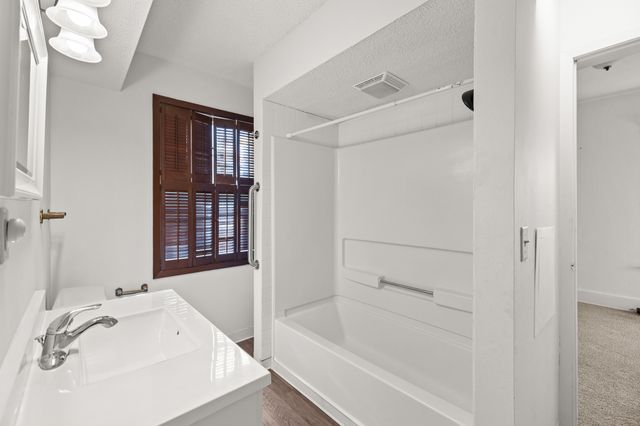 1344 45th Street, Des Moines, IA 50311