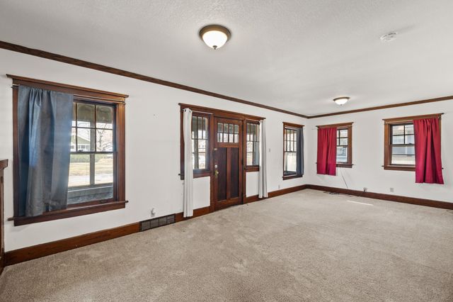 1344 45th Street, Des Moines, IA 50311