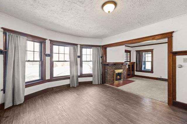 1344 45th Street, Des Moines, IA 50311