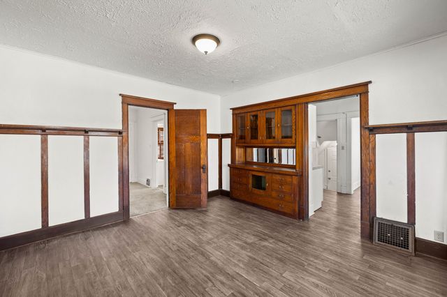 1344 45th Street, Des Moines, IA 50311