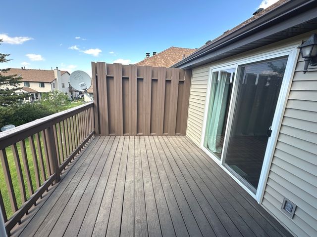 1511 Longwood Drive 1511, Sycamore, IL 60178