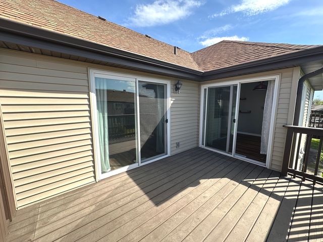 1511 Longwood Drive 1511, Sycamore, IL 60178