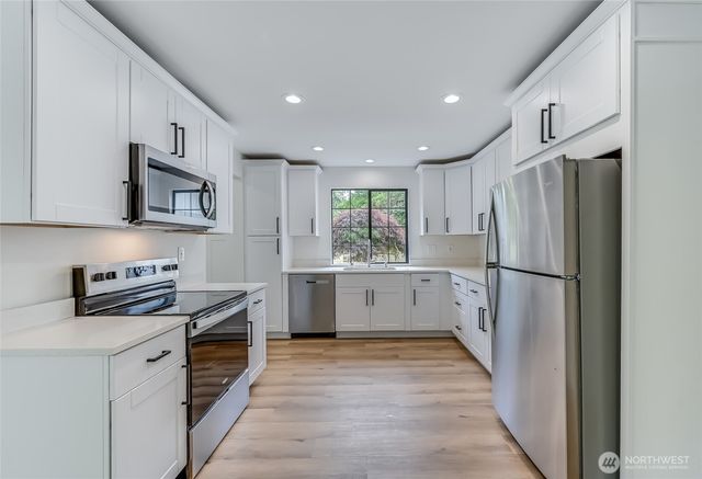 13428 SE 302nd Place, Auburn, WA 98092