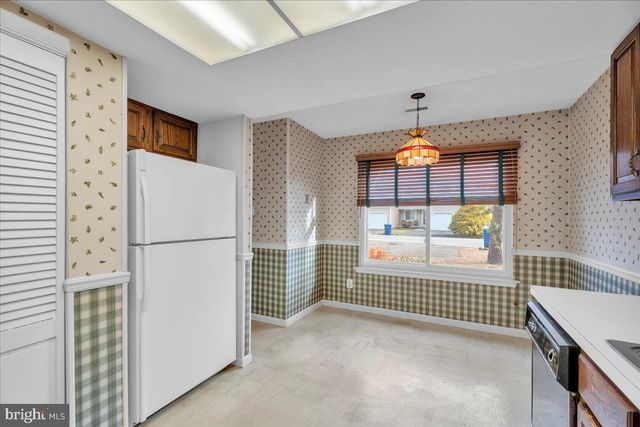 15 QUEEN ANNE CT, Marlton, NJ 08053