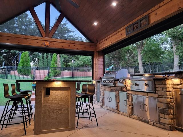 6402 Kenslow Drive, Stillwater, OK 74074