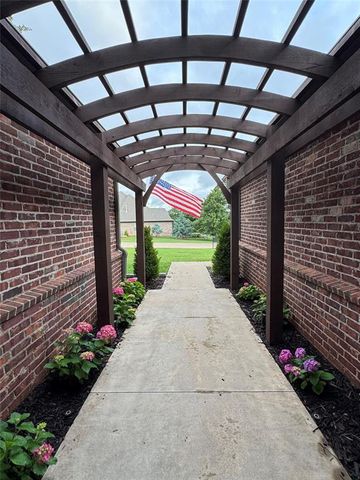 6402 Kenslow Drive, Stillwater, OK 74074