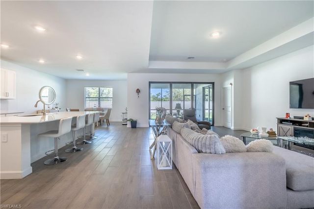 10646 Timber Creek DR, Fort Myers, FL 33913