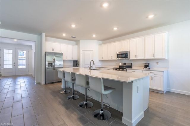 10646 Timber Creek DR, Fort Myers, FL 33913