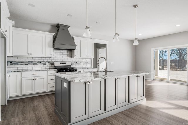 17740 Castlefeane Court, Leo, IN 46765