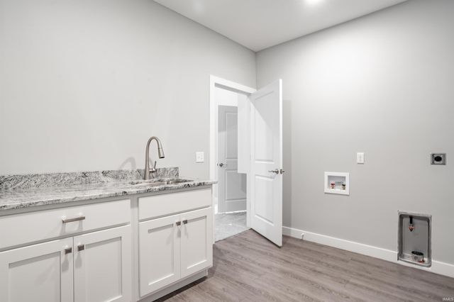 17740 Castlefeane Court, Leo, IN 46765