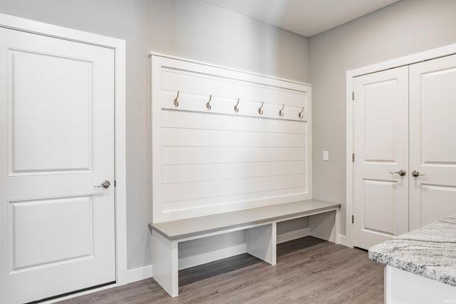 17740 Castlefeane Court, Leo, IN 46765