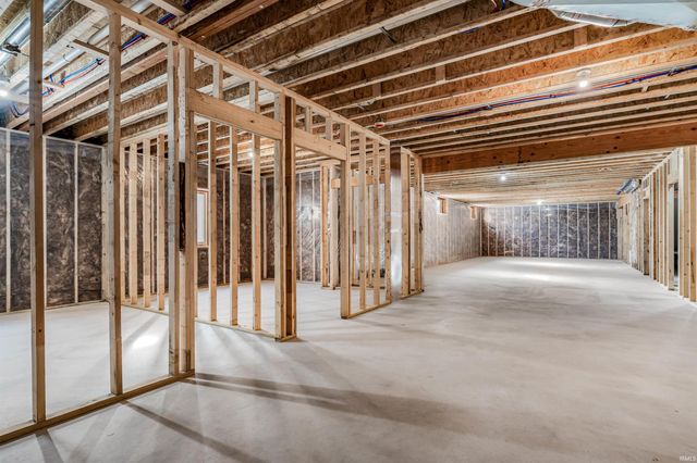 17740 Castlefeane Court, Leo, IN 46765