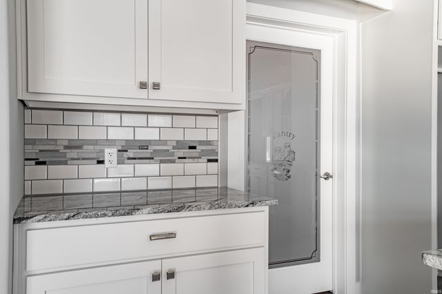 17740 Castlefeane Court, Leo, IN 46765