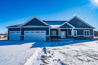 17740 Castlefeane Court, Leo, IN 46765