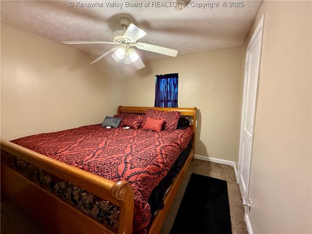 207 Marshall Avenue, Charleston, WV 25306