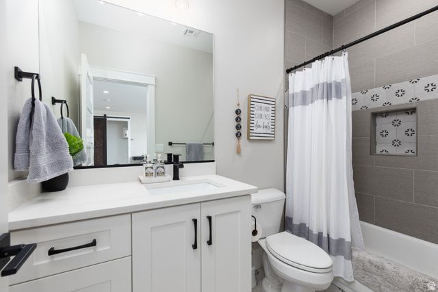 4147 S 490 E, Washington, UT 84780