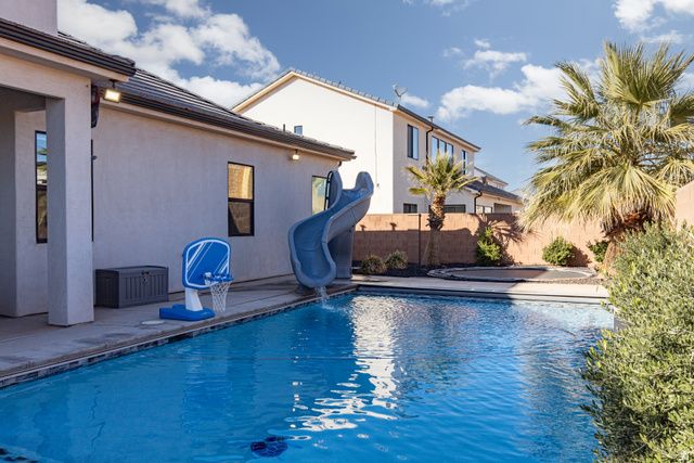 4147 S 490 E, Washington, UT 84780