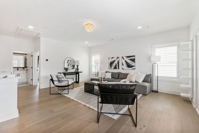 2044 Juliette Avenue, Alpharetta, GA 30009