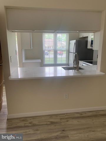 442A THORNWOOD DR, Mount Laurel, NJ 08054