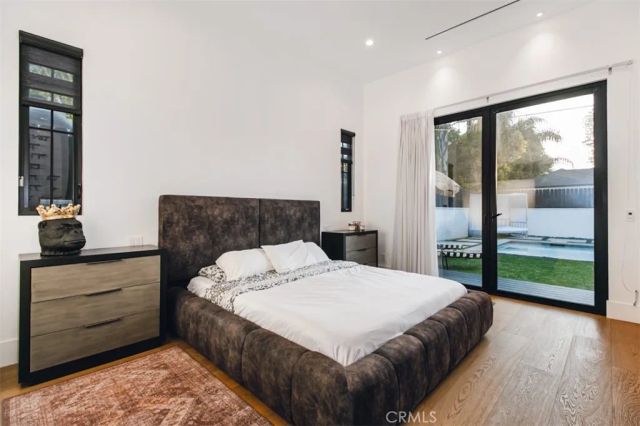 6207 Babcock, North Hollywood, CA 91606