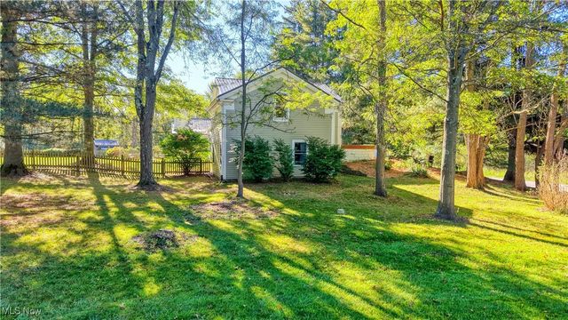 8021 Valley View Road, Hudson, OH 44236