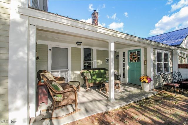 8021 Valley View Road, Hudson, OH 44236