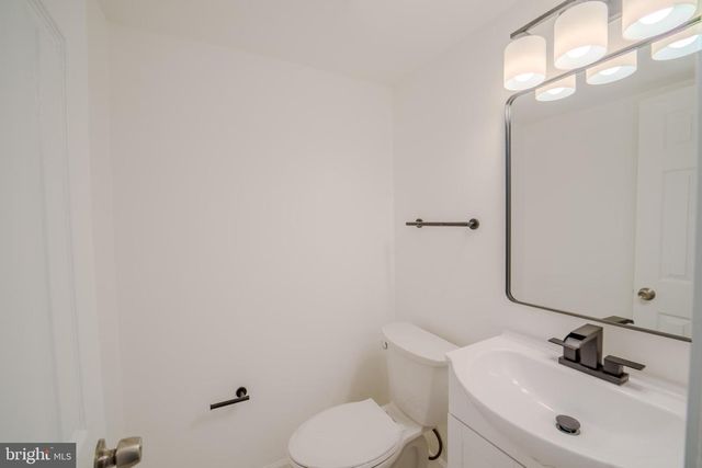 4415 ENSBROOK LN, Woodbridge, VA 22193