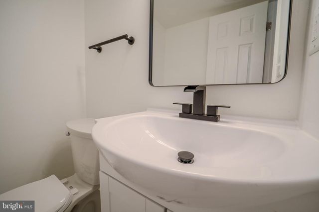 4415 ENSBROOK LN, Woodbridge, VA 22193