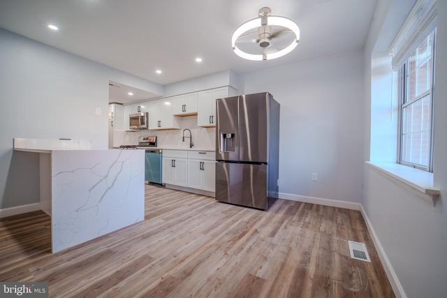 4415 ENSBROOK LN, Woodbridge, VA 22193